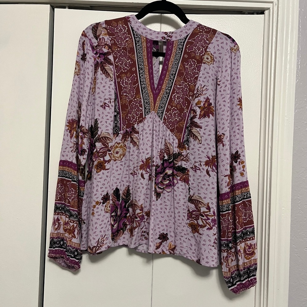 Maurices Floral Print Blouse Women's Medium‎ Long Sleeve Bohemian Top